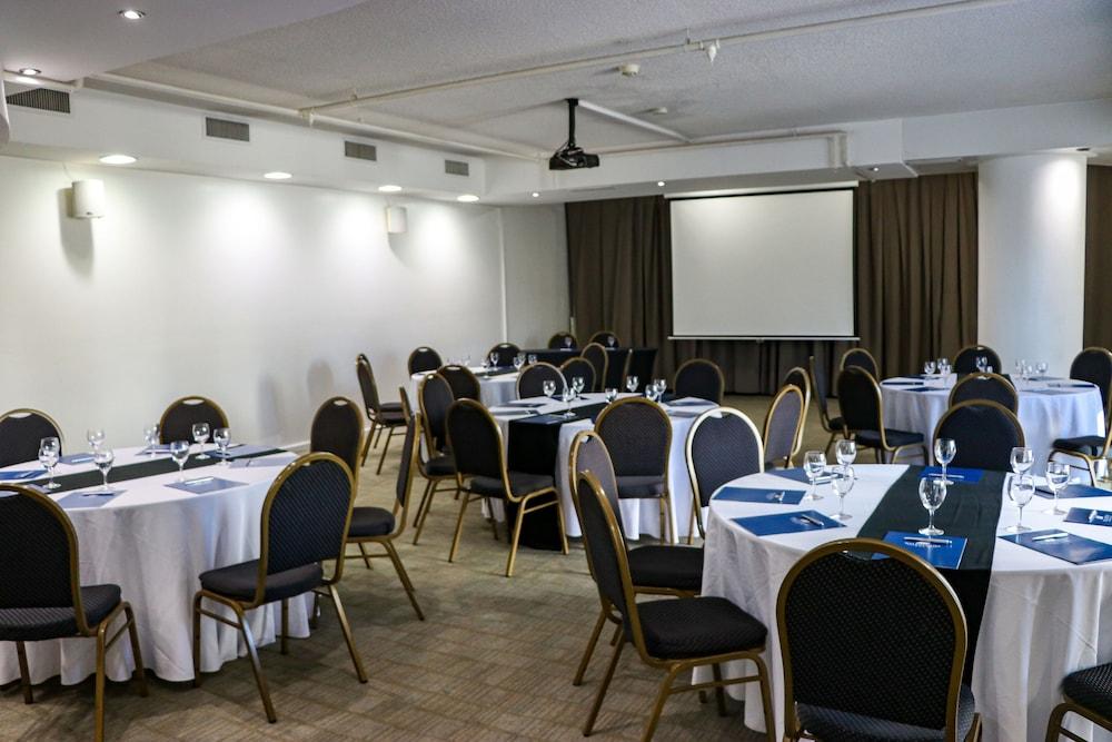 Palladium Business Hotel Montevideo Eksteriør billede