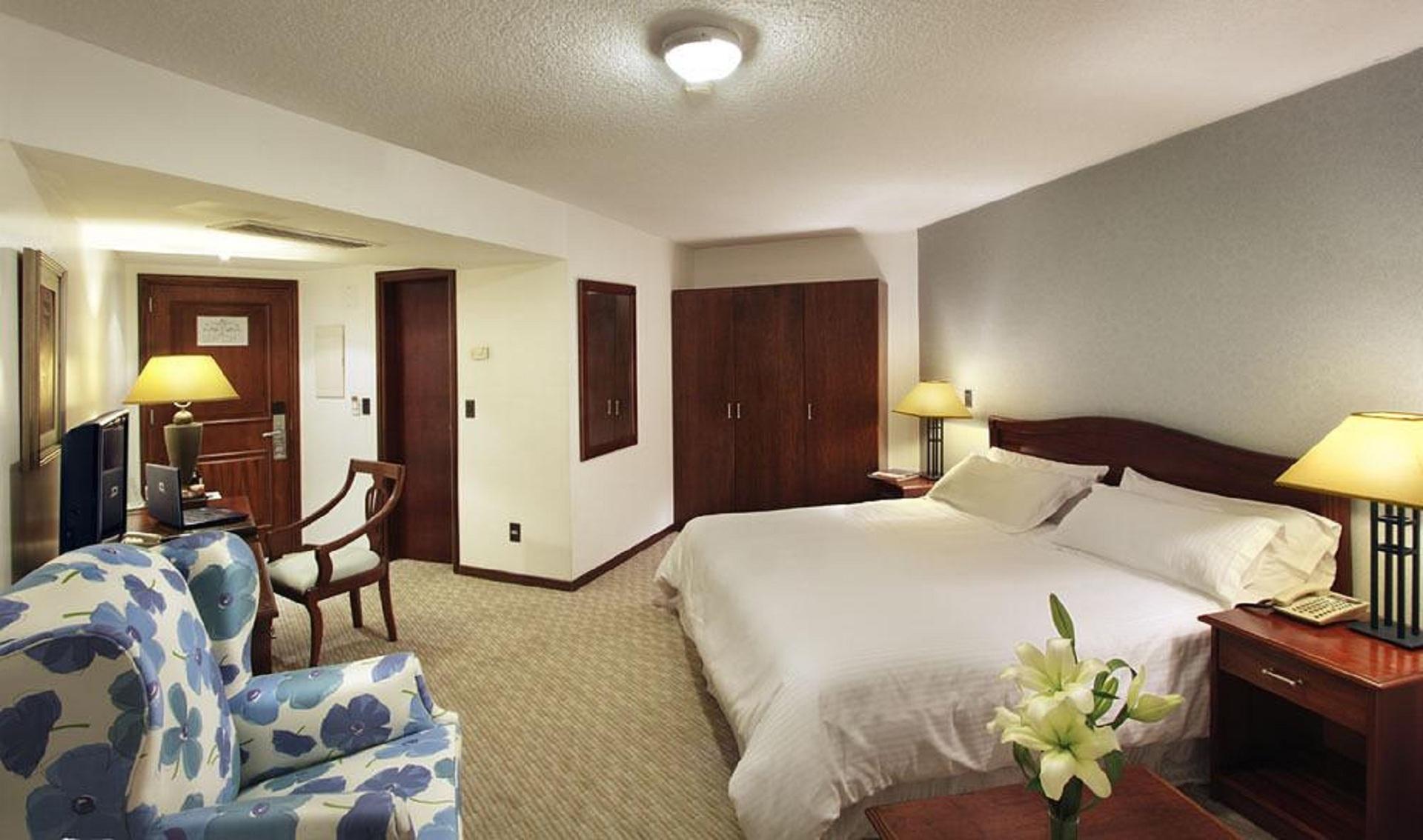 Palladium Business Hotel Montevideo Eksteriør billede