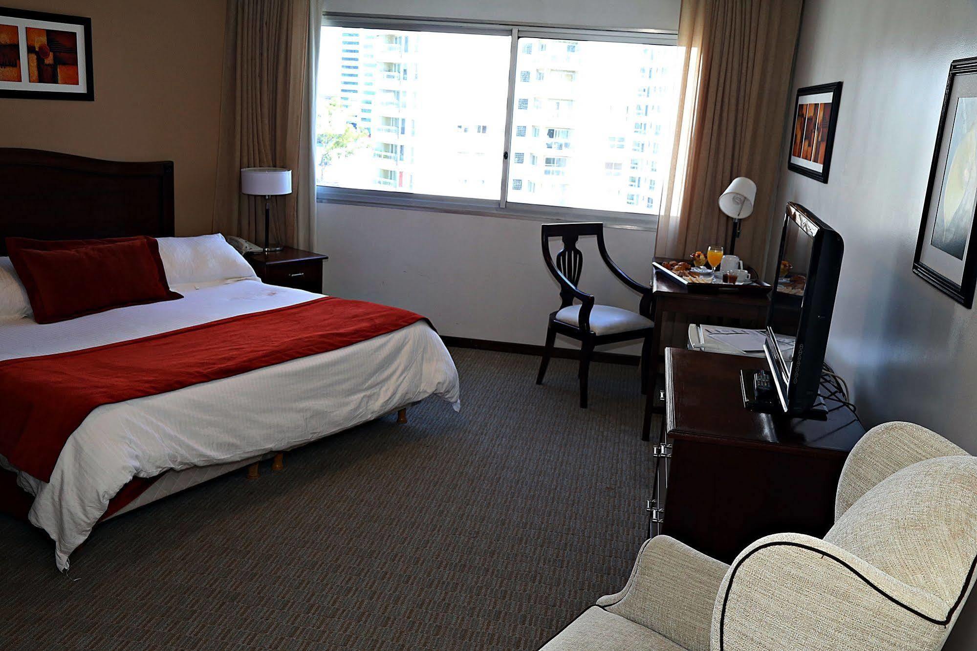 Palladium Business Hotel Montevideo Eksteriør billede